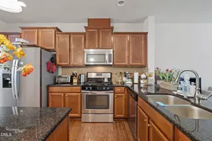 18 Pocono Dr, Durham, NC 27705 - Photo 11