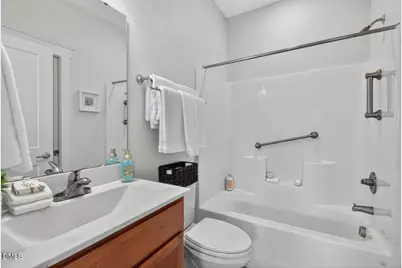 105 Fiori Hill Drive N, Hillsborough, NC 27278 - Photo 23