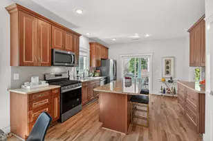 105 Fiori Hill Dr N, Hillsborough, NC 27278 - Photo 5