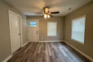 415 Spring Ct, Henderson, NC 27536 - Photo 3