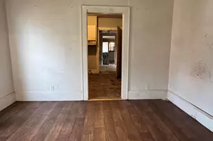 210 Zollicoffer Ave, Henderson, NC 27536 - Photo 5