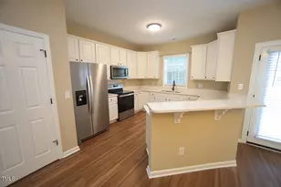 2742 Andover Glen Rd, Raleigh, NC 27604 - Photo 7