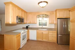 5400 Emerson Dr, Raleigh, NC 27609 - Photo 5