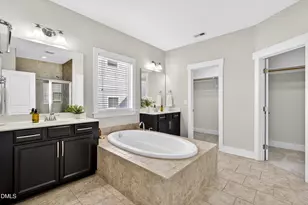 2147 Bluff Oak Dr, Cary, NC 27519 - Photo 29