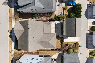 2147 Bluff Oak Dr, Cary, NC 27519 - Photo 3