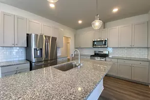 760 Creekway Dr, Fuquay-Varina, NC 27526 - Photo 5