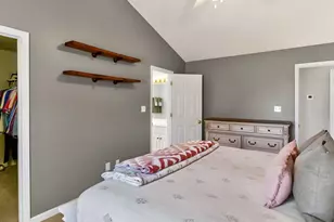 1005 Stonewater Dr, Raleigh, NC 27603 - Photo 19