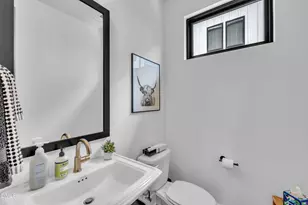 512 Gordon St, Durham, NC 27701 - Photo 9