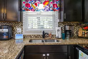 503 N Lincoln St, Benson, NC 27504 - Photo 9