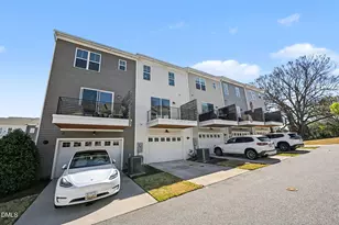 713 Peakland Pl, Raleigh, NC 27604 - Photo 25