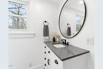 944 Sunset Drive, Graham, NC 27253 - Photo 13