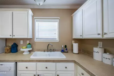 2304 5 Bridge Road, Clinton, NC 28328 - Photo 9