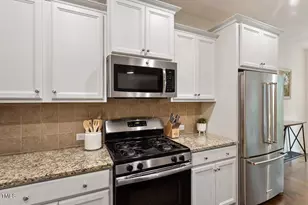 270 Wembley Dr, Clayton, NC 27527 - Photo 19