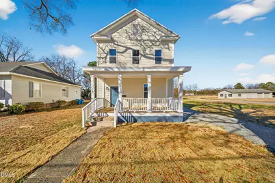 309 N Wilson Avenue, Dunn, NC 28334 - Photo 1