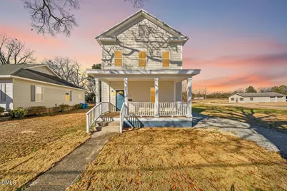 309 N Wilson Avenue, Dunn, NC 28334 - Photo 3