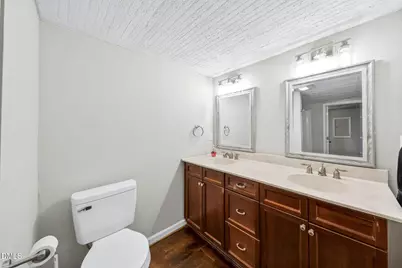 309 N Wilson Avenue, Dunn, NC 28334 - Photo 23