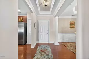 10511 Rosegate Ct, Raleigh, NC 27617 - Photo 9