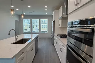 10046 Secluded Gdn Dr, Apex, NC 27523 - Photo 5