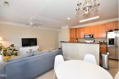 104 Sunset Circle #204, Greensboro, NC 27408 - Photo 9