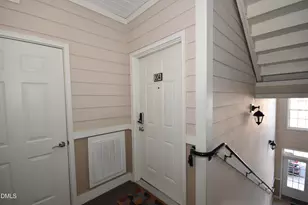 104 Sunset Cir, Greensboro, NC 27408 - Photo 5