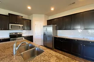 2533 Tummel Ln, Fuquay-Varina, NC 27526 - Photo 7