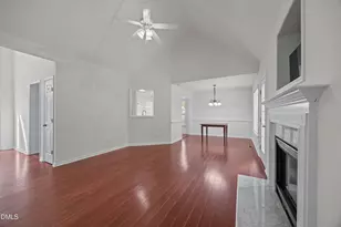 102 Ashton Ct, Clayton, NC 27527 - Photo 7