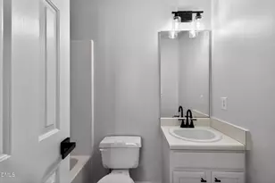 1600 Oakland Hills Way, Raleigh, NC 27604 - Photo 11