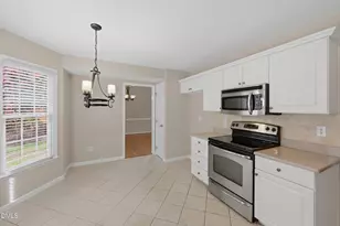 2349 Kendricks Ct, Raleigh, NC 27613 - Photo 15