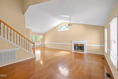 2349 Kendricks Court, Raleigh, NC 27613 - Photo 9