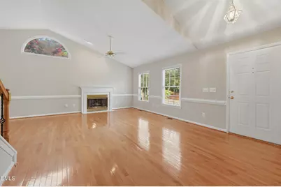 2349 Kendricks Court, Raleigh, NC 27613 - Photo 9