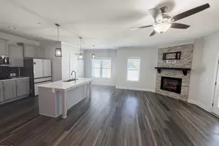 333 Oakhaven Dr, Holly Springs, NC 27540 - Photo 3