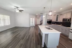 333 Oakhaven Dr, Holly Springs, NC 27540 - Photo 7