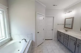 333 Oakhaven Dr, Holly Springs, NC 27540 - Photo 9