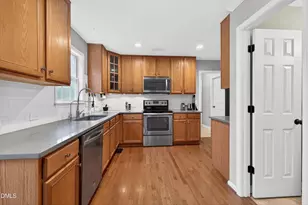 1000 Panther Springs Ct, Raleigh, NC 27603 - Photo 9