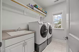 440 Creekhurst Pl, Cary, NC 27519 - Photo 49