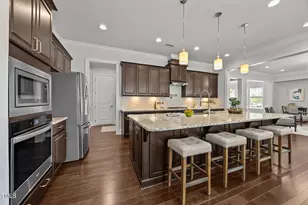 440 Creekhurst Pl, Cary, NC 27519 - Photo 11