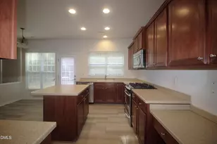 350 Euphoria Cir, Cary, NC 27519 - Photo 5