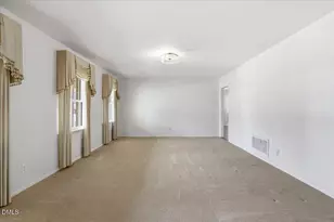 216 Crescent Dr, Clayton, NC 27520 - Photo 19