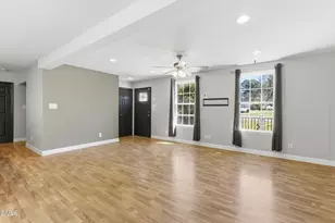 5522 Pleasant Woods Dr, Mebane, NC 27302 - Photo 7