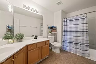 33 Signet Dr, Durham, NC 27704 - Photo 17