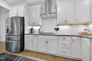 2148 Maggie Vly Dr, Apex, NC 27502 - Photo 9