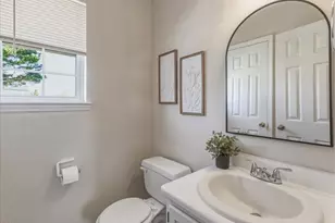 108 Teal Lake Dr, Holly Springs, NC 27540 - Photo 15