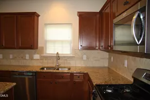 549 Mesquite Ridge Pl, Cary, NC 27519 - Photo 11