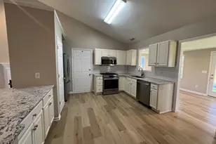 116 S Friars Chase, Fuquay Varina, NC 27526 - Photo 9