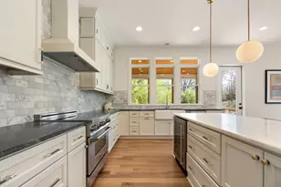 1200 Roosevelt Dr, Chapel Hill, NC 27514 - Photo 13