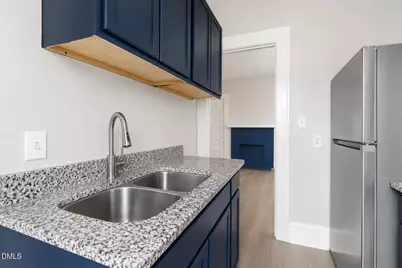 204 W Holt Street, Burlington, NC 27217 - Photo 7