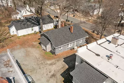 204 W Holt Street, Burlington, NC 27217 - Photo 15
