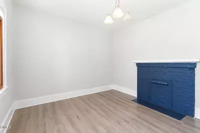 204 W Holt Street, Burlington, NC 27217 - Photo 3