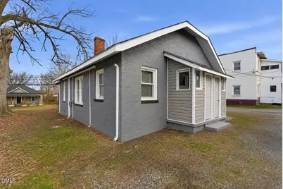 204 W Holt Street, Burlington, NC 27217 - Photo 25