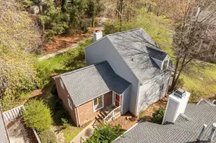 139 Clancy Cir, Cary, NC 27511 - Photo 3